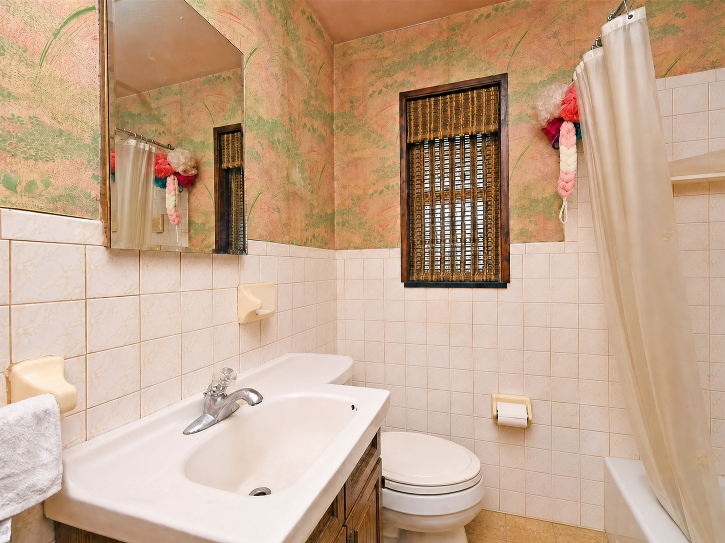 After Bathroom - enhance + cleanup