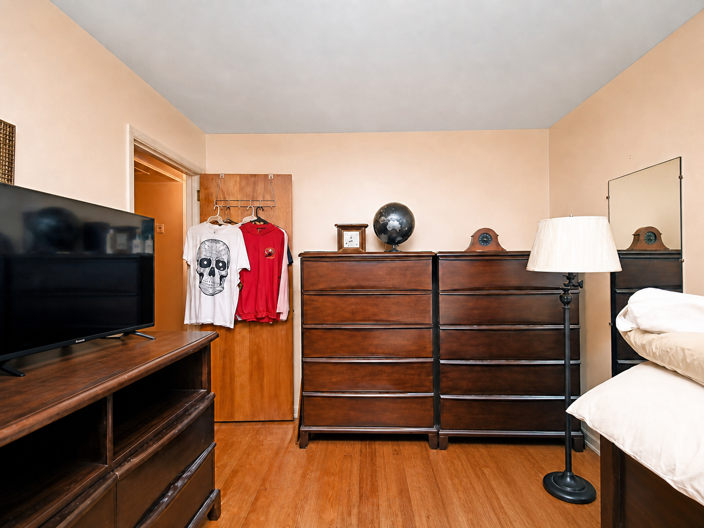 After Bedroom - cleanup
