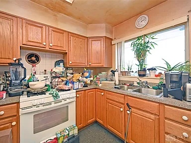 Before Kitchen - enhance + cleanup